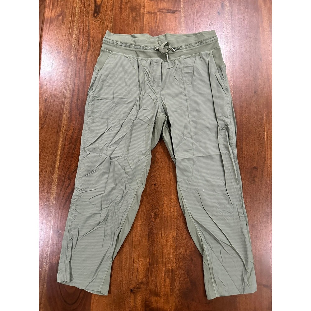 Lululemon Dance Studio Mid-Rise Cropped Pants Size 10